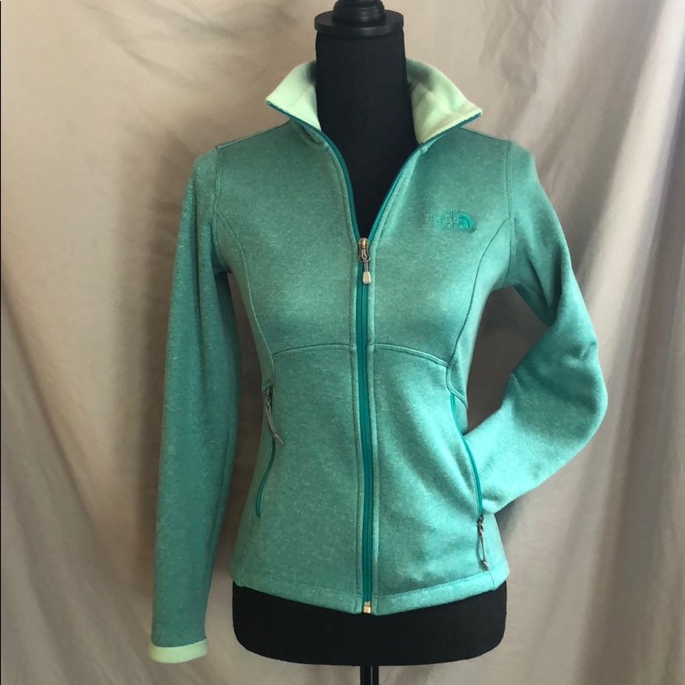 Fitted North Face Jacket